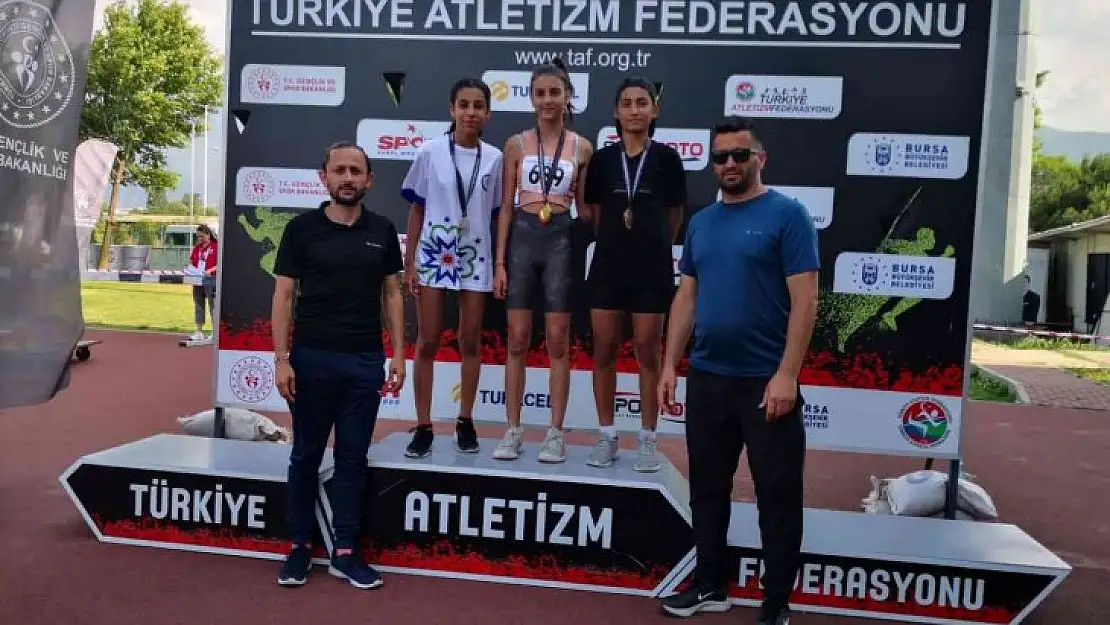 Muğla Büyükşehir atletizm sporcusu Türkiye ikincisi oldu