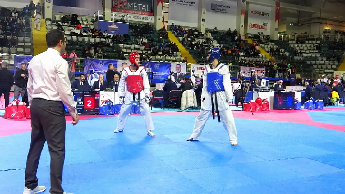 Muğla'da Büyükler Türkiye Taekwondo Şampiyonası Başladı