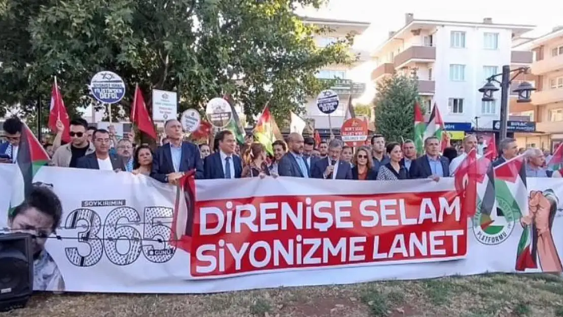 Muğla'da 'Direnişin Simgesi Gazze' yürüyüşü gerçekleştirildi