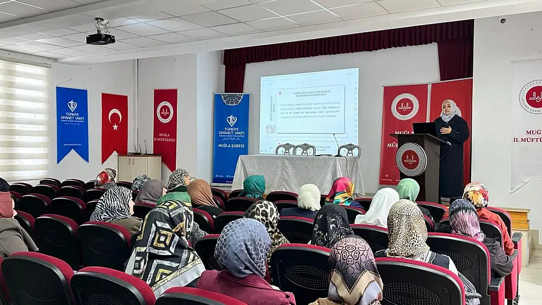 Muğla İl Müftülüğü'nden 'Değerleriyle Güçlü Ailem' programı