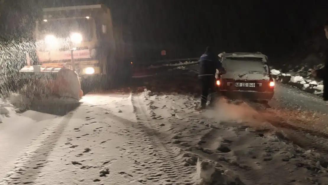 Muğla'nın yüksek kesimlerinde kar yağışı etkili oldu