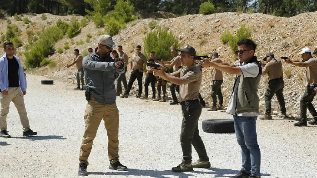 Muğla Orman Bölge Müdürlüğü'nde silah taşıyan personellere eğitim verildi