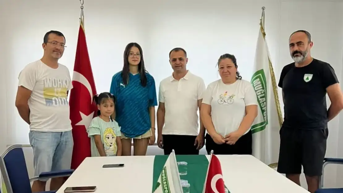 Muğlaspor Voleybol'un iki yeteneği transfer oldu