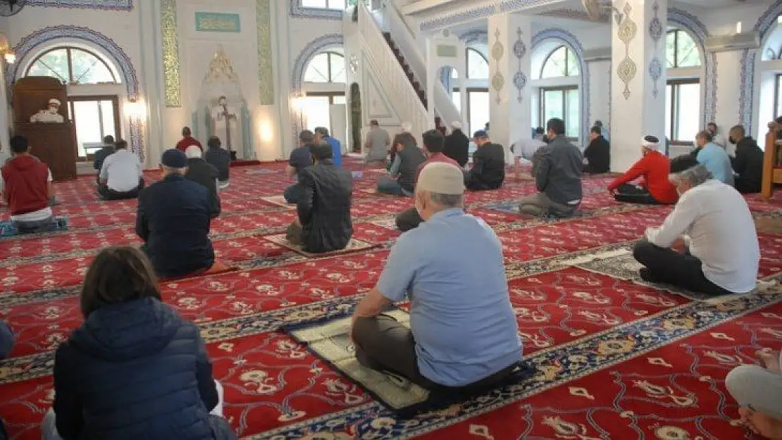 Oktay, ' Buruk geçirdiğimiz son bayram olur'