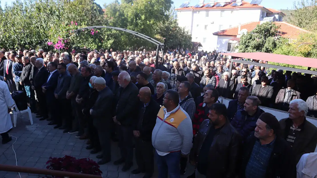 Ortaca Belediyesi'nin eski başkanı Karaçelik, toprağa verildi