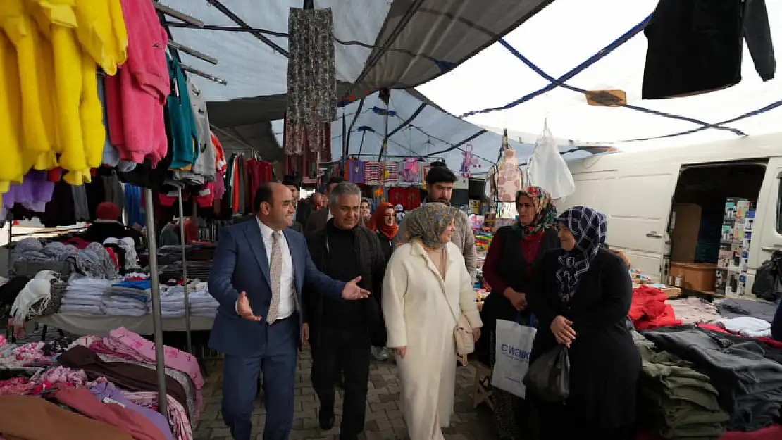 Pazar Esnafı'ndan Başkan Akdenizli'ye Tam Destek