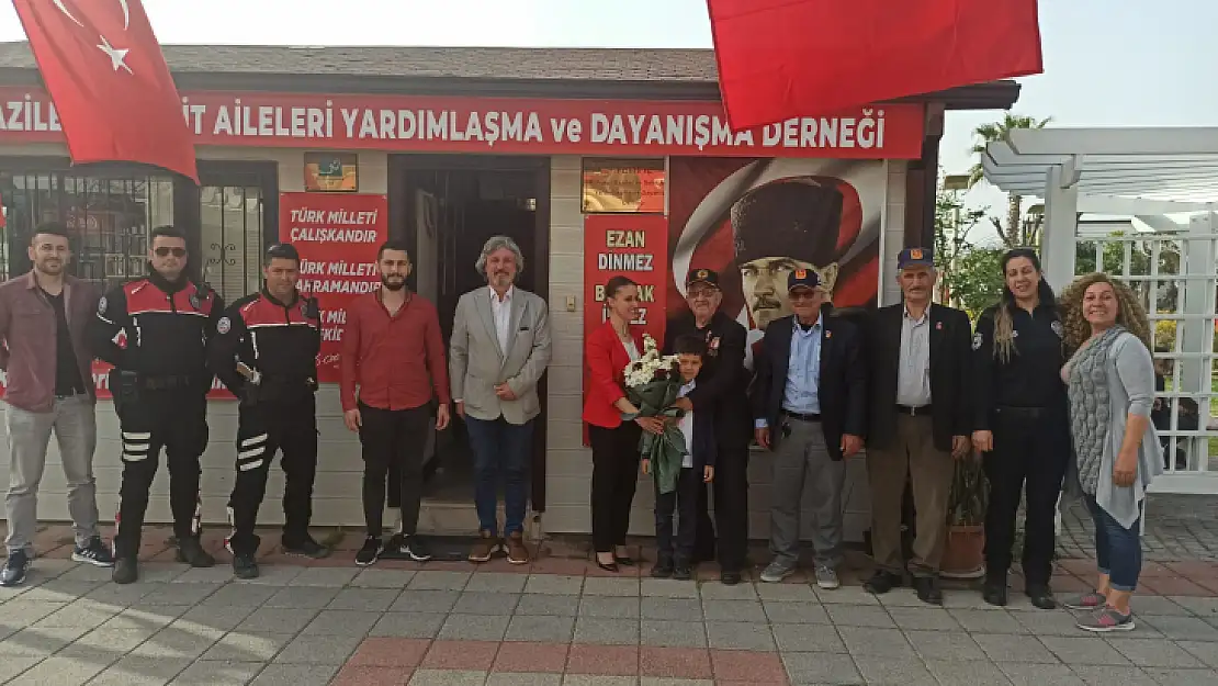 POLİSLERDEN, GAZİLER DERNEĞİ'NE ZİYARET