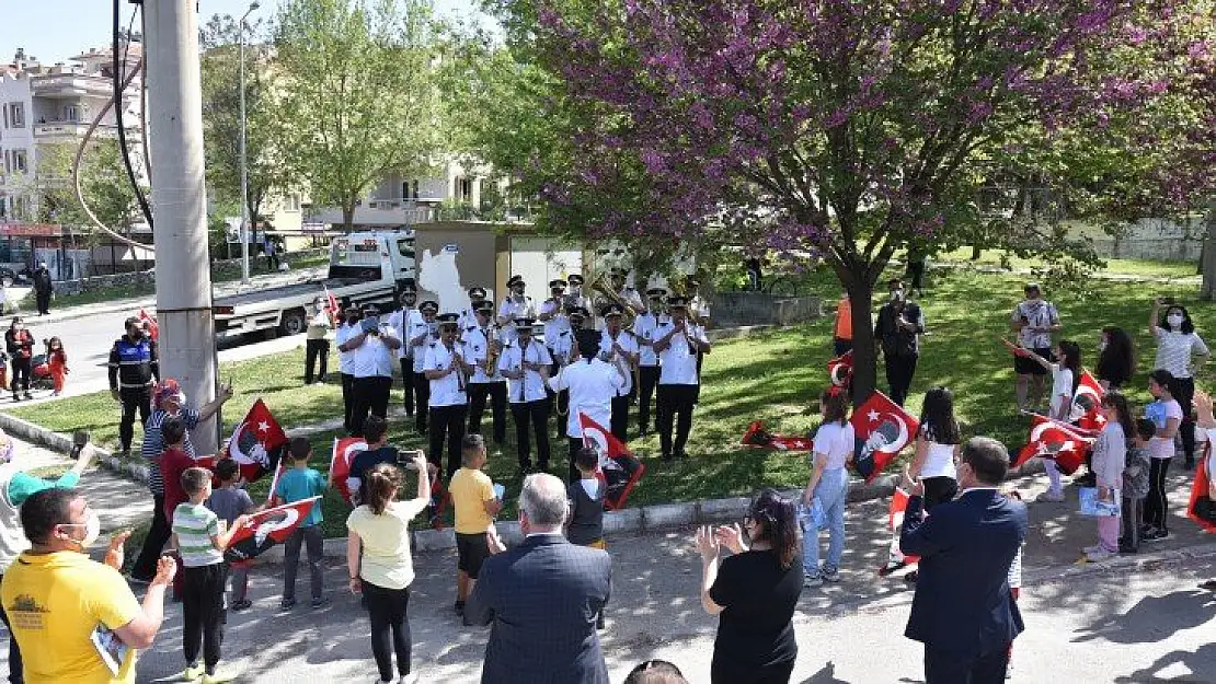 Şehir bandosu bayram coşkusunu doyasıya yaşattı