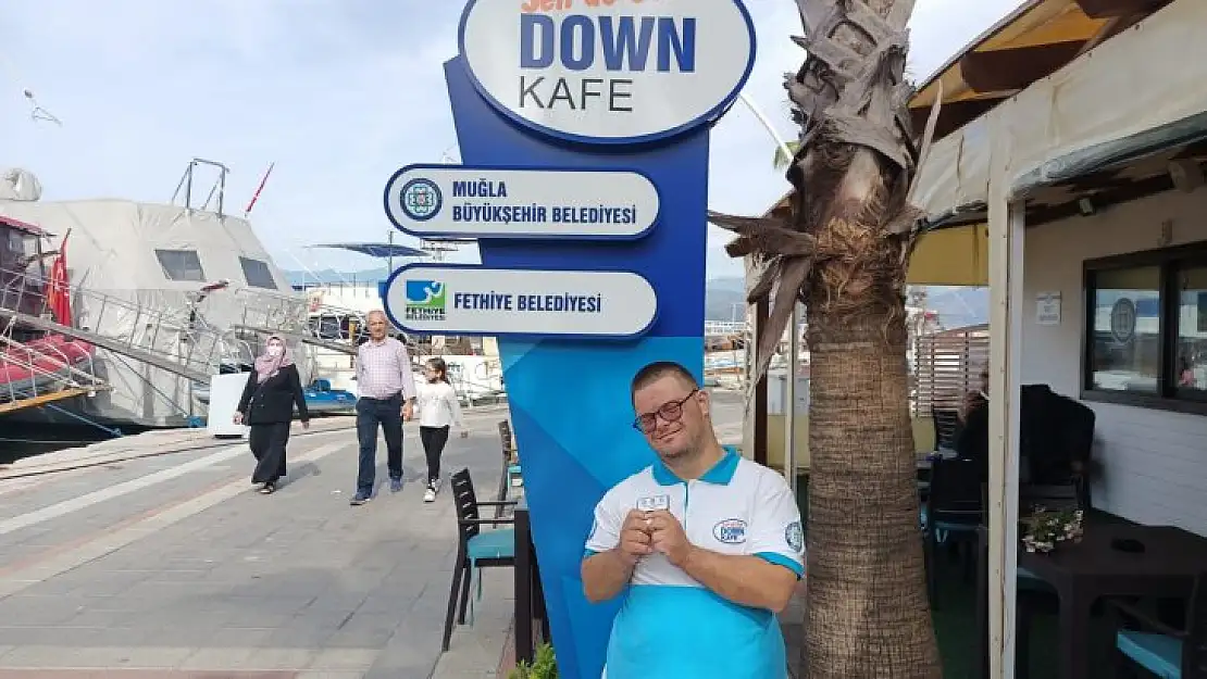 'Sen De Gel Down Cafe' misafirlerini bekliyor