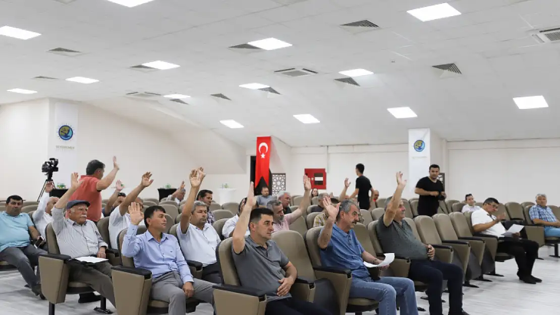 Seydikemer Belediye Meclisi Başkan Akdenizli'ye Yetki Verdi