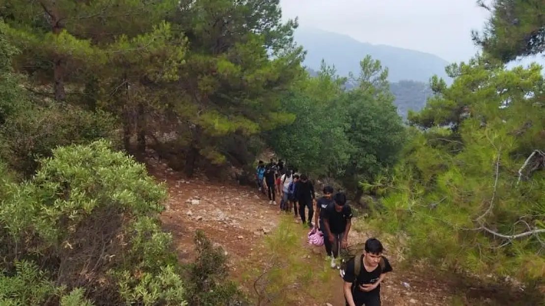 Seydikemer'de 72 düzensiz göçmen yakalandı