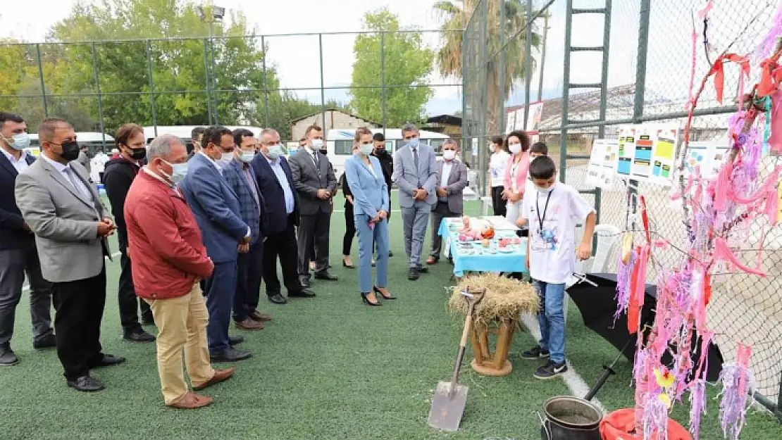 Seydikemer'de TÜBİTAK Bilim Fuarı Göz Kamaştırdı