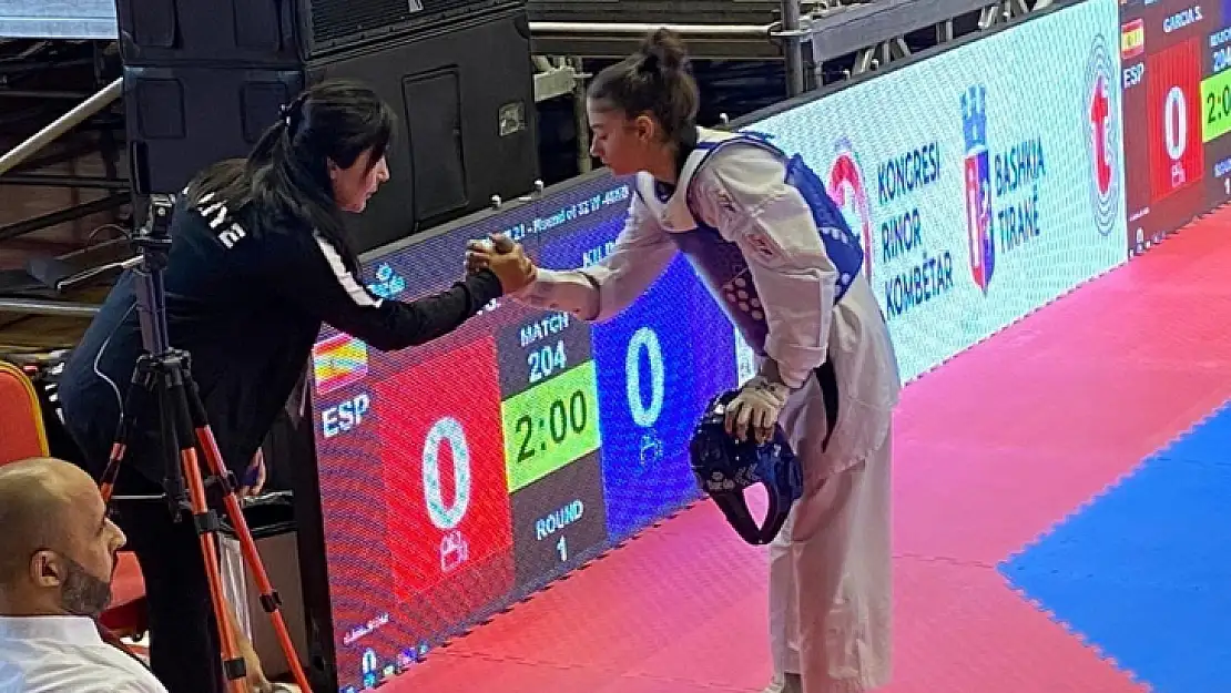 Taekwondo antrenörü Naz Göktaş'a milli görev