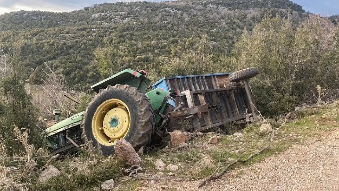 Traktörün elfrenini  çekmeyi unutunca, sonu oldu