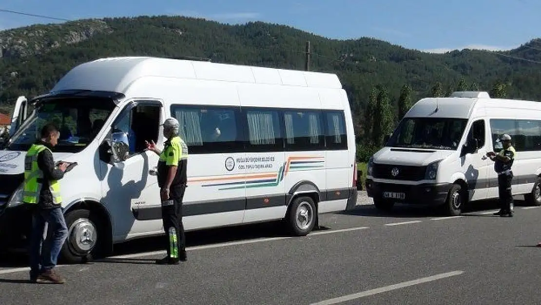 Tur Otobüslerinde Sıkı Denetim