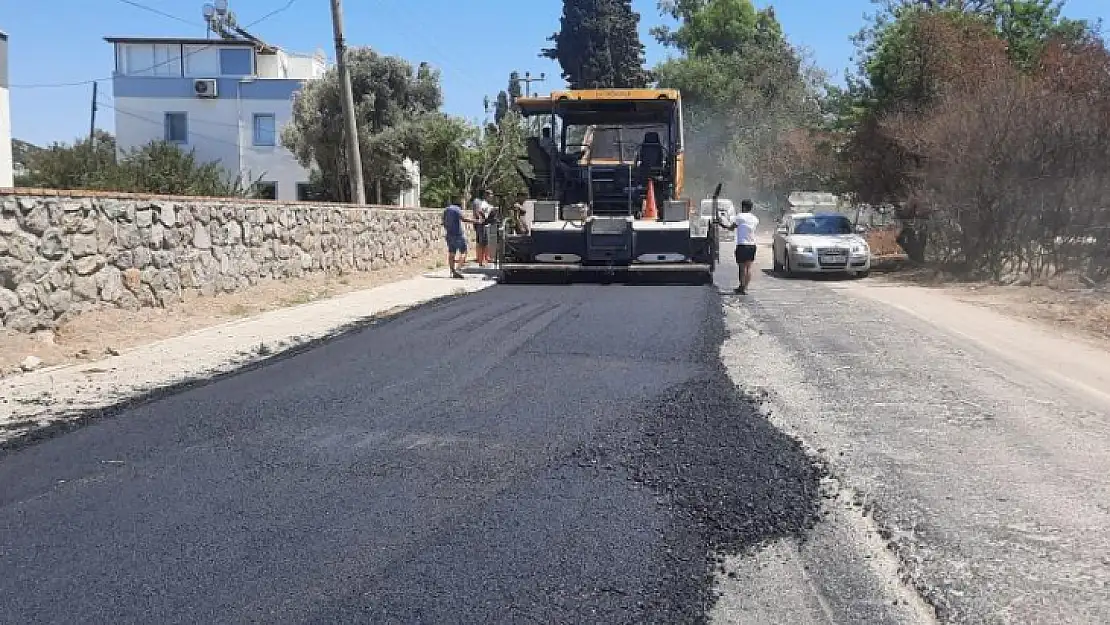 Turgutreis'te Sıcak Asfalt Çalışması Başladı