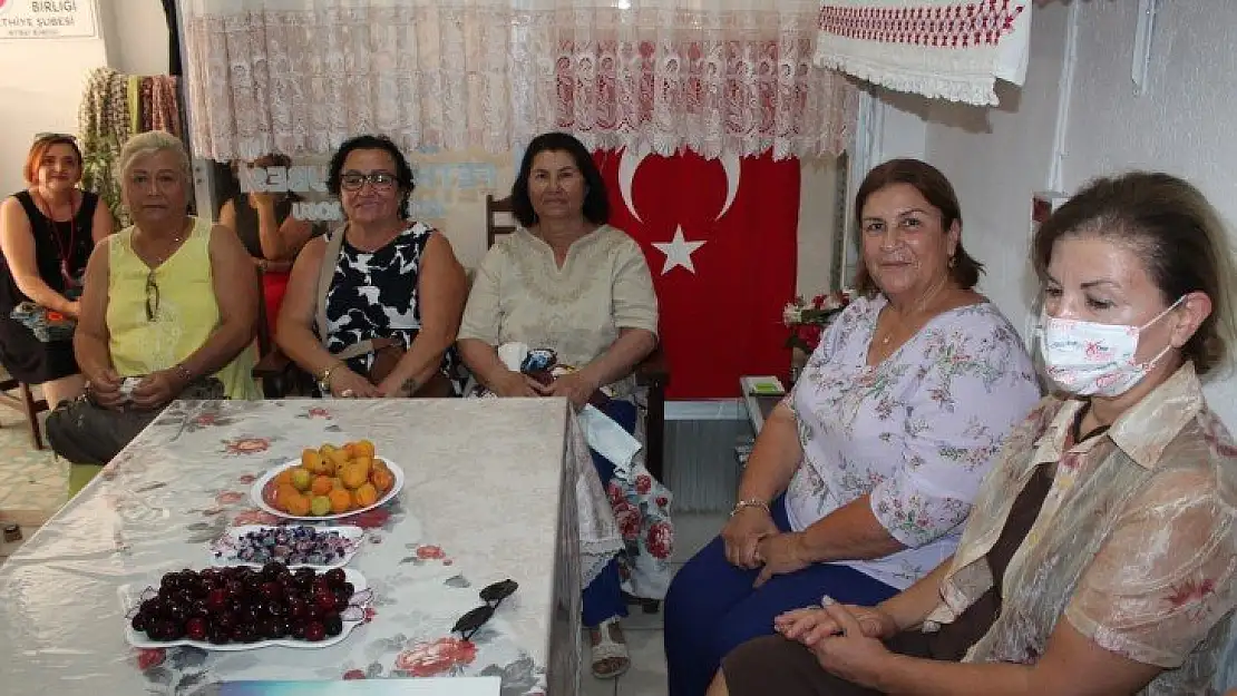 Türk Kadınlar Birliği Fethiye Şubesini Ziyaret Ettiler