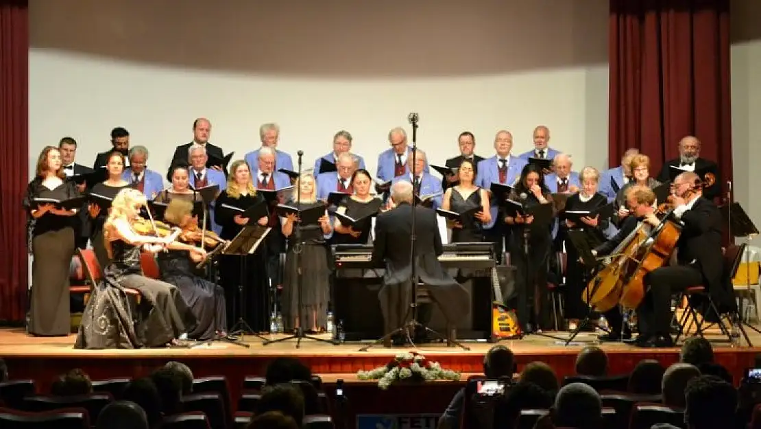 TÜRK ODA ORKESTRASI FETHİYE'DE