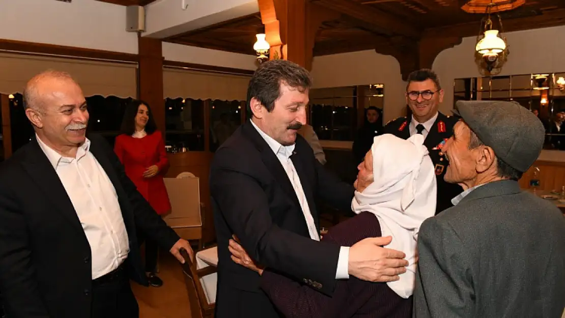 Vali Tavlı, şehit aileleri ve gaziler ile iftarda buluştu