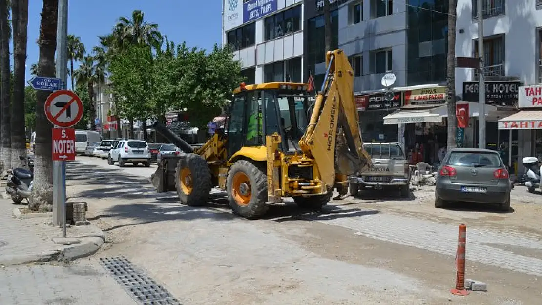 Yol Çalışmaları Devam Ediyor