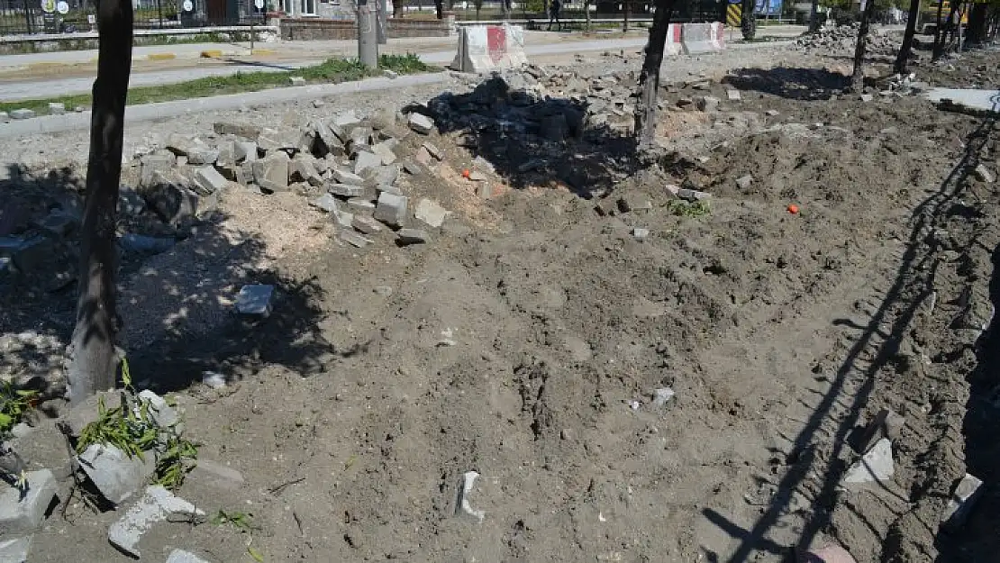 YOL YAPIM ÇALIŞMALARI HIZLA DEVAM EDİYOR