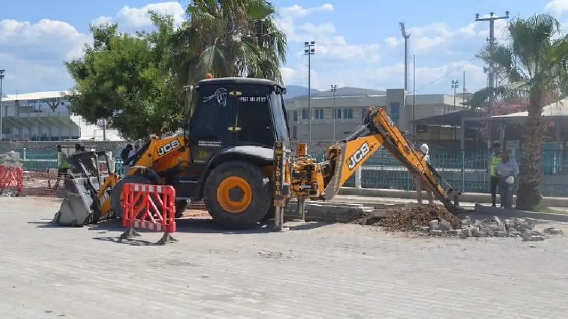 Yol yapım çalışmaları sürüyor