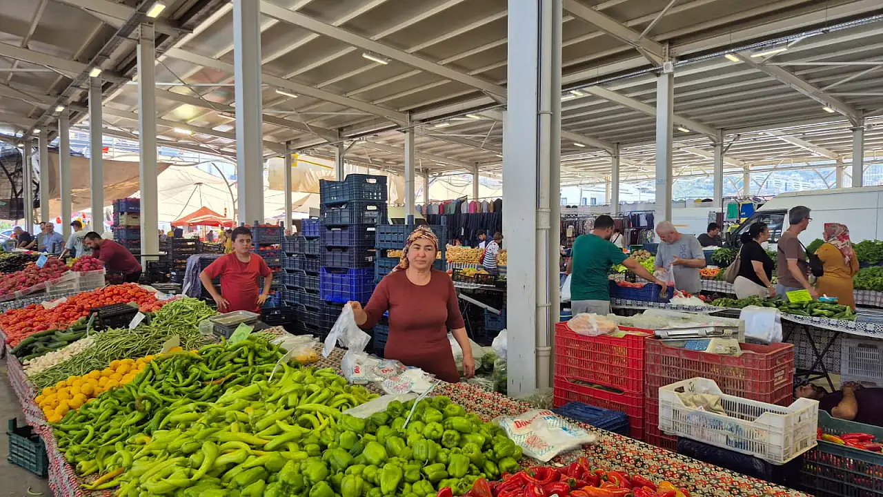 Fethiye'de Pazar Esnafları, Kredi Kartı Dönemini Değerlendirdi