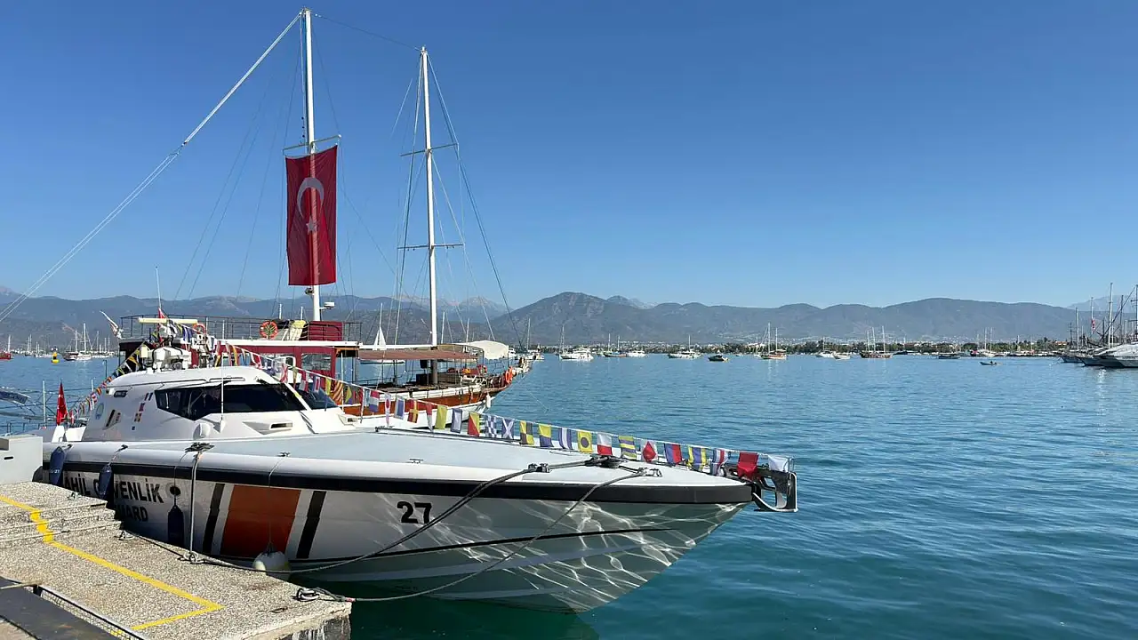 TCSG-27 Sahil Güvenlik Botu Fethiye'de halkın ziyaretine açıldı