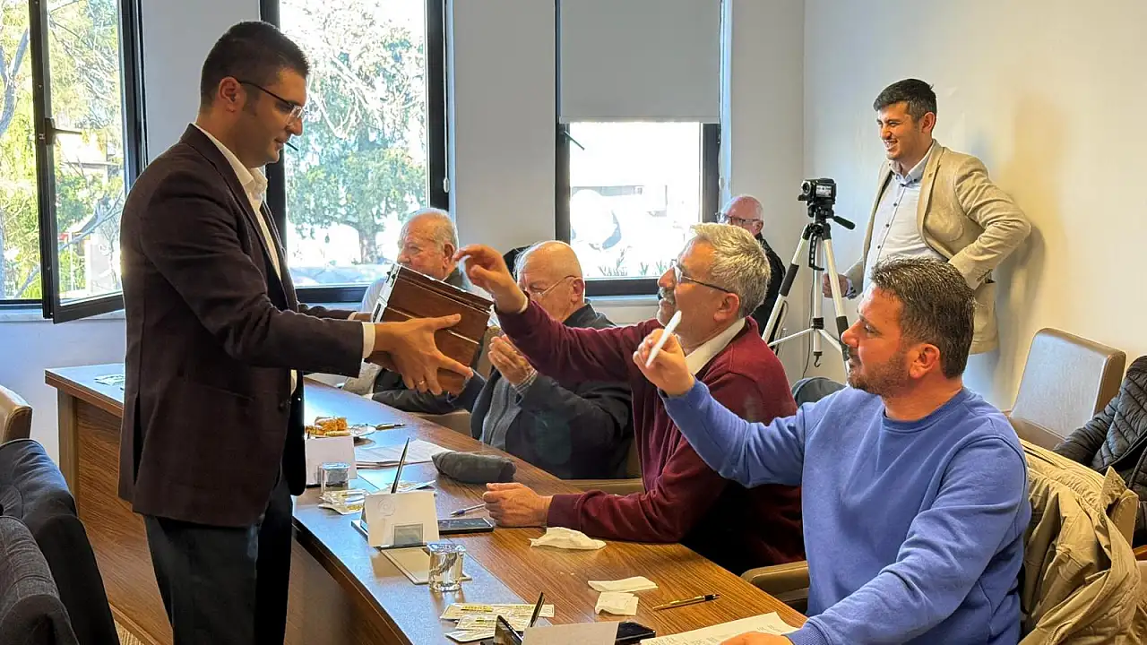 Fethiye Belediyesi Meclisi'nde 25 gündem maddesi görüşüldü, denetim komisyonu belirlendi