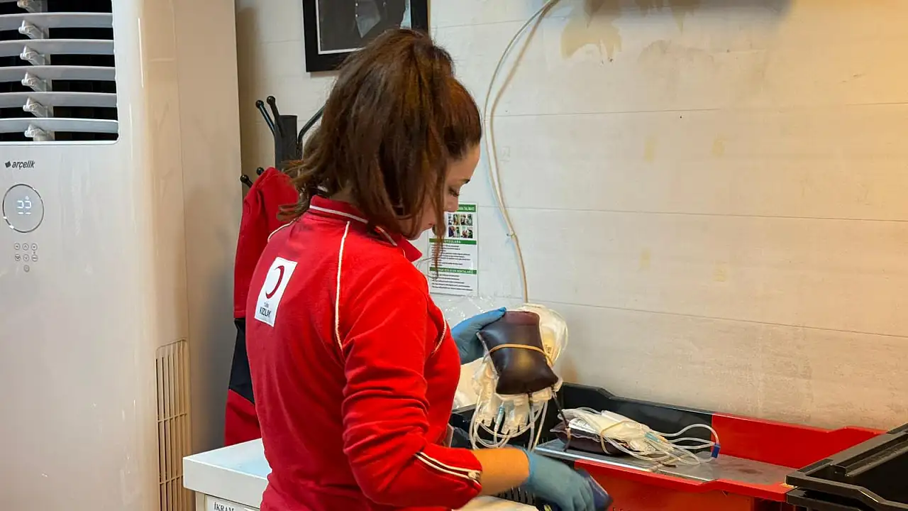 Fethiye Kızılay Kan Alma Birimi'nden bağış çağrısı