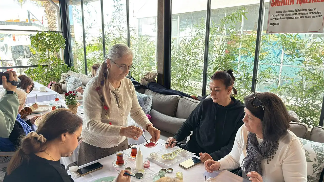 Fethiye'de çini sanatıyla zamana iz