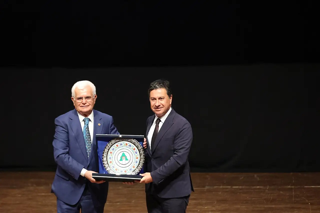 Büyükşehir'den Amatör Spor Kulüplerine Güçlü Destek