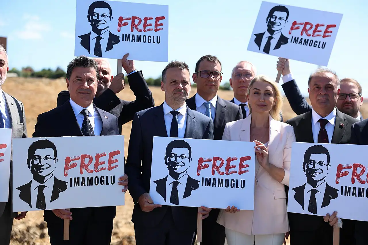 Dünya Başkanları Ekrem İmamoğlu'na Destek İçin İstanbul'da