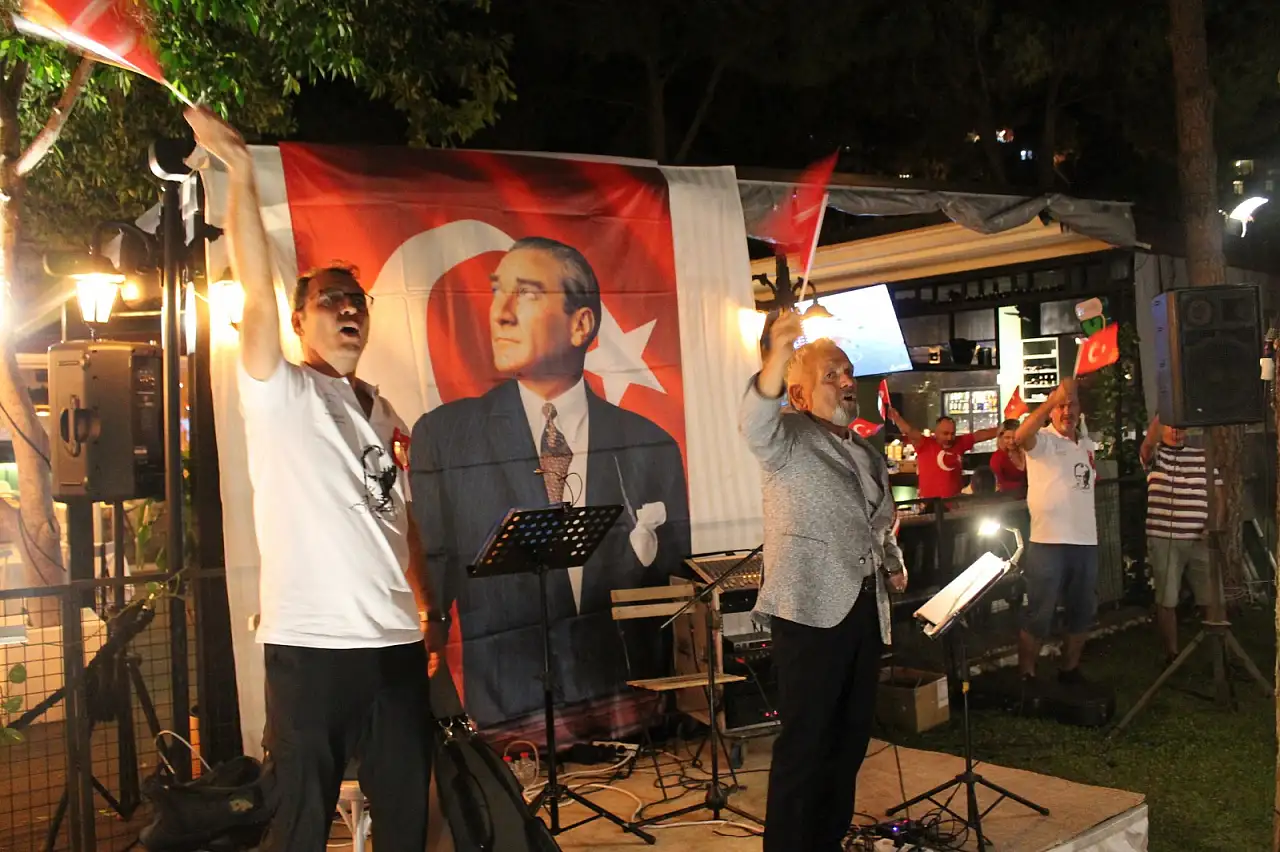 Ece Saray Marina'da Cumhuriyet Bayramı'nda Sezona Veda Buluşması