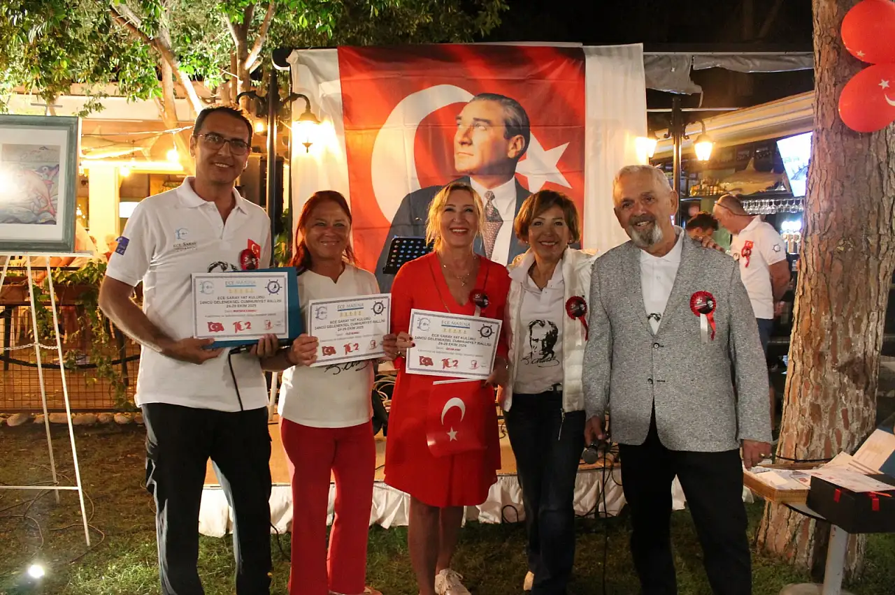 Ece Saray Marina'da Cumhuriyet Bayramı'nda Sezona Veda Buluşması