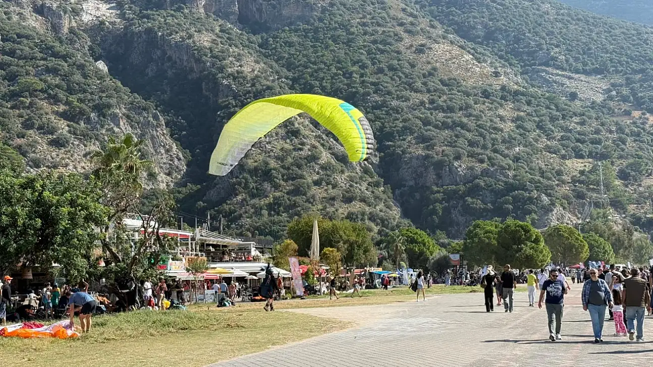 25. Ölüdeniz Hava Oyunları Festivali son gününde de ilgi görüyor