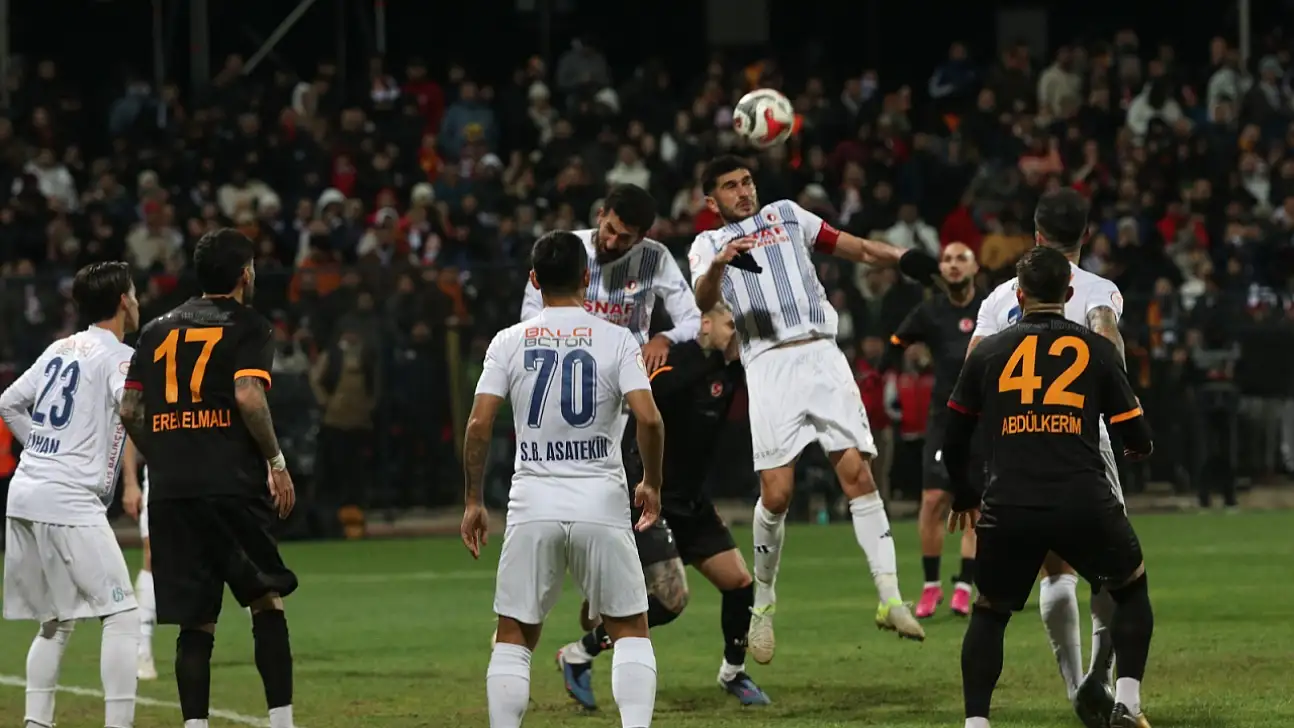 Fethiyespor, Galatasaray'a sahasında kaybetti: 1-2