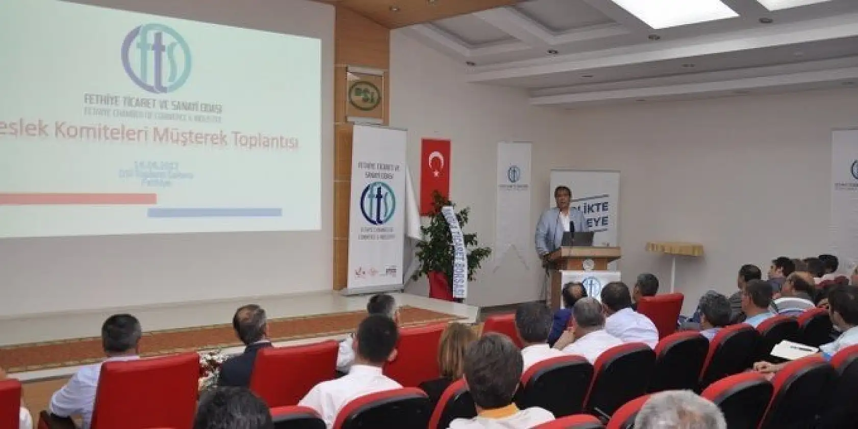 SORUNLAR MASAYA YATIRILDI