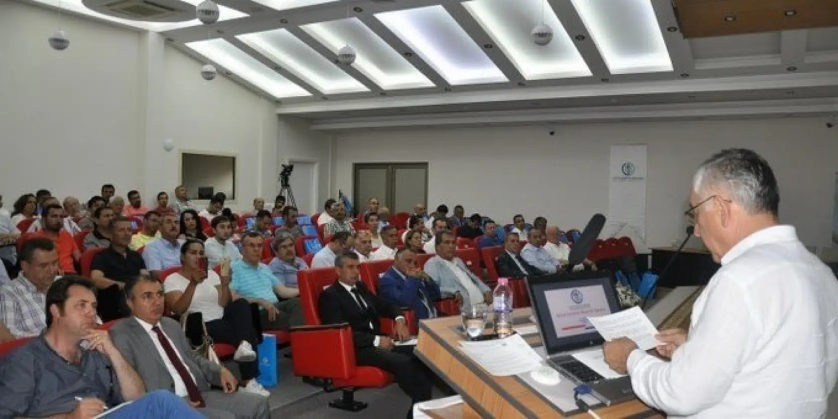 SORUNLAR MASAYA YATIRILDI