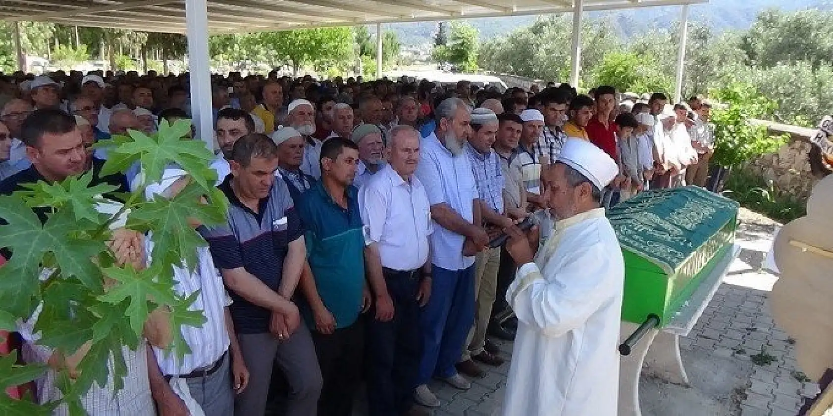 MUSTAFA KİREMİTLİ SON YOLCULUĞUNA UĞURLANDI