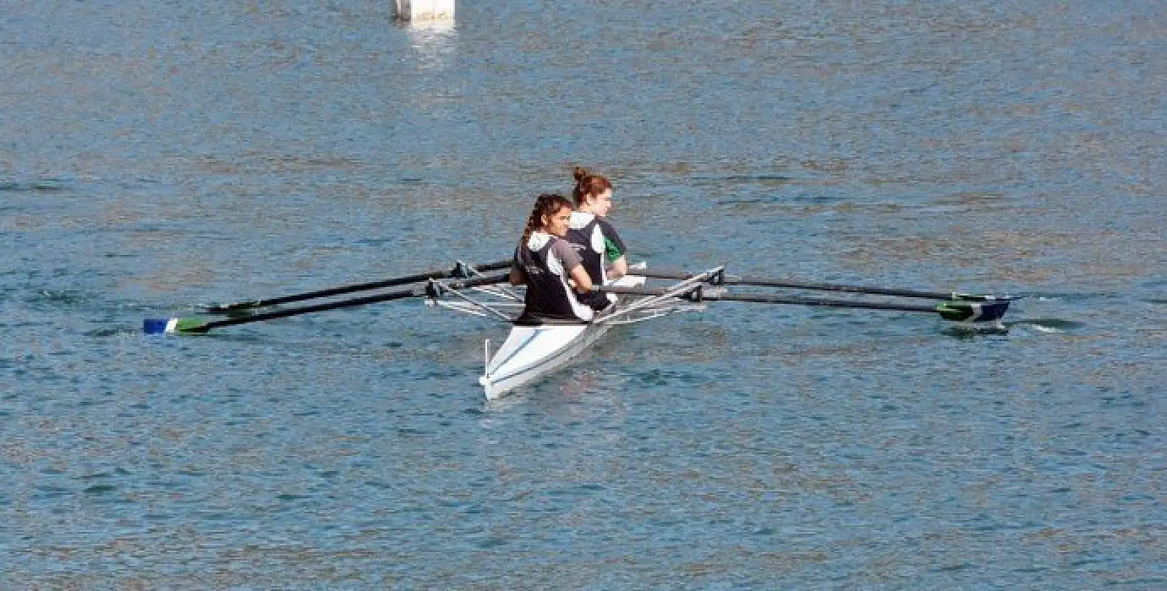 Akdeniz Kupası Kürek Yarışları nefes kesti