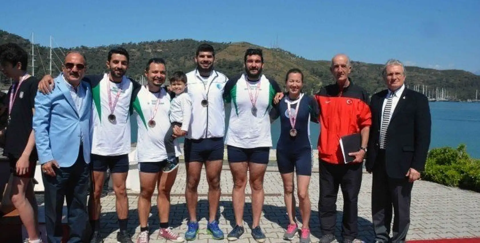 Akdeniz Kupası Kürek Yarışları nefes kesti