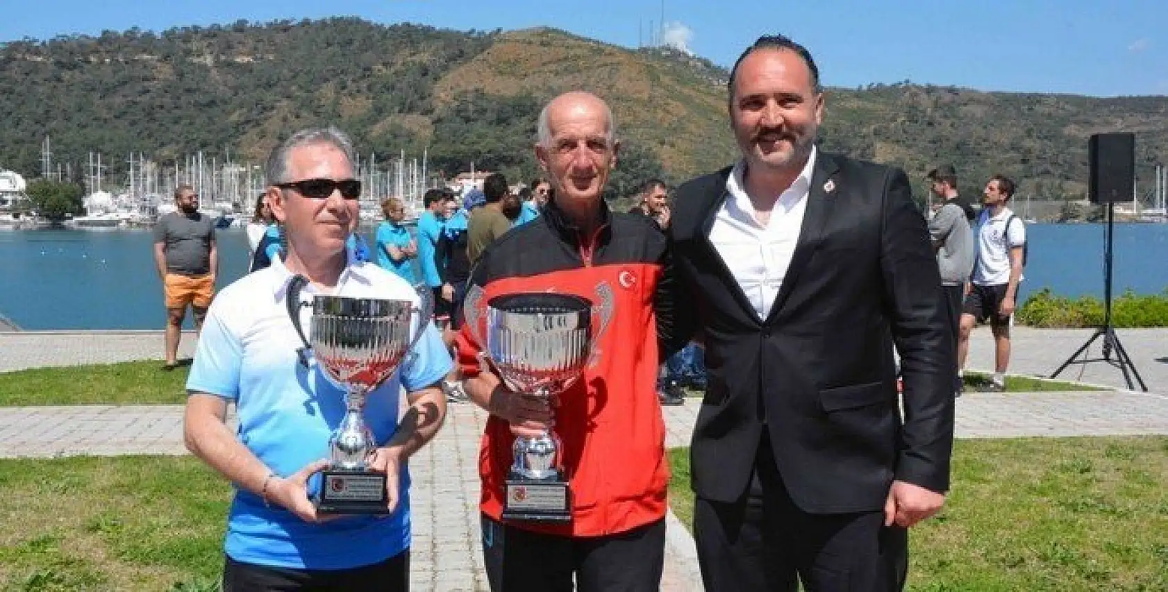 Akdeniz Kupası Kürek Yarışları nefes kesti