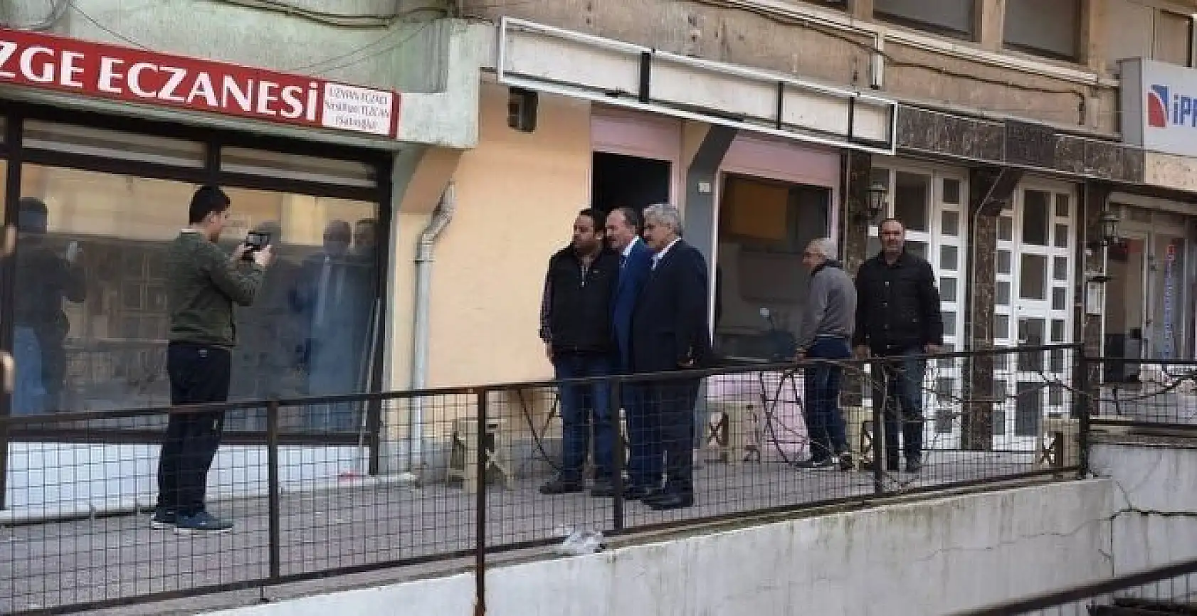 Menteşe sokaklarında Başkan Saatcı ilgisi