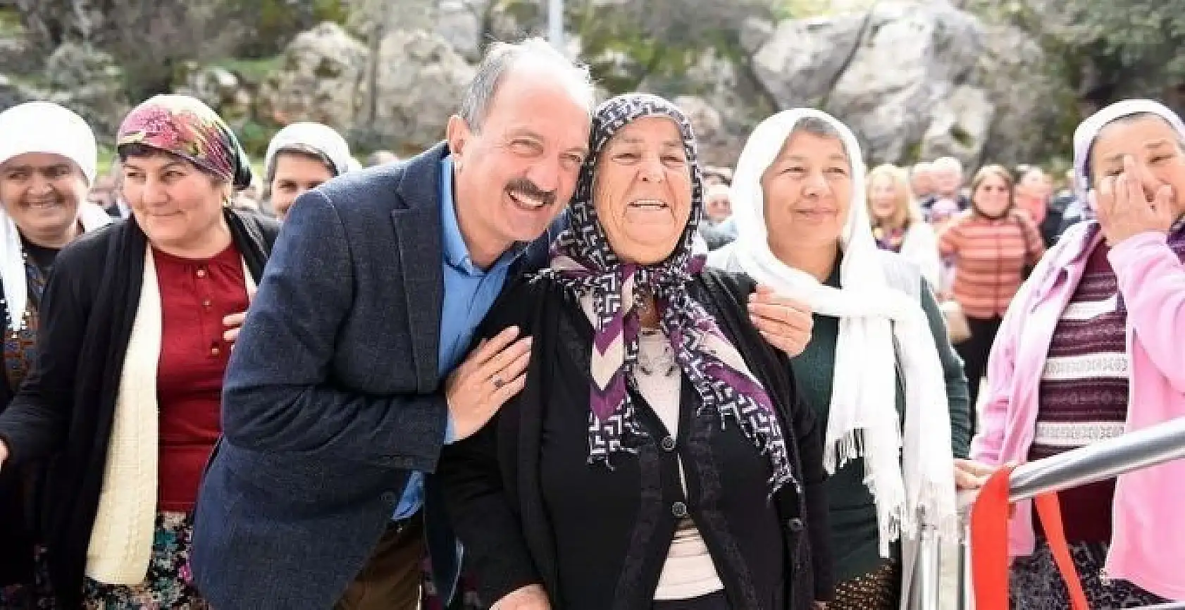 Fethiye Belediyesi, Çenger Sosyal Tesisi'ni hizmete açtı