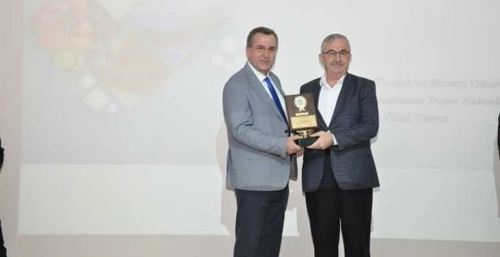 Değer Katanlar Ödüllendirildi