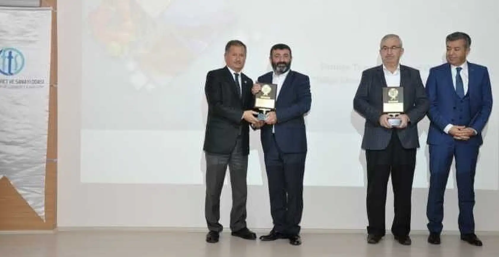 Değer Katanlar Ödüllendirildi