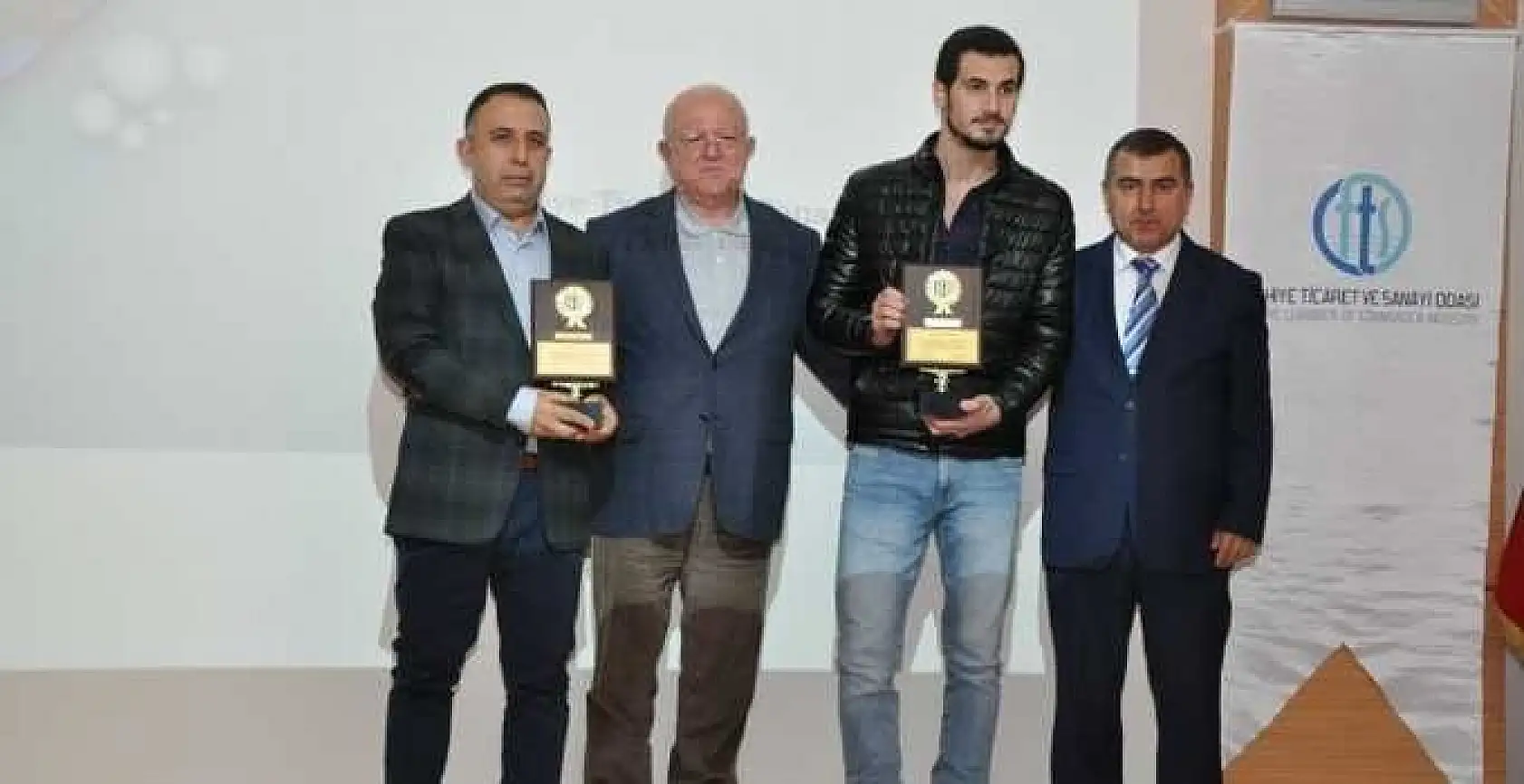 Değer Katanlar Ödüllendirildi