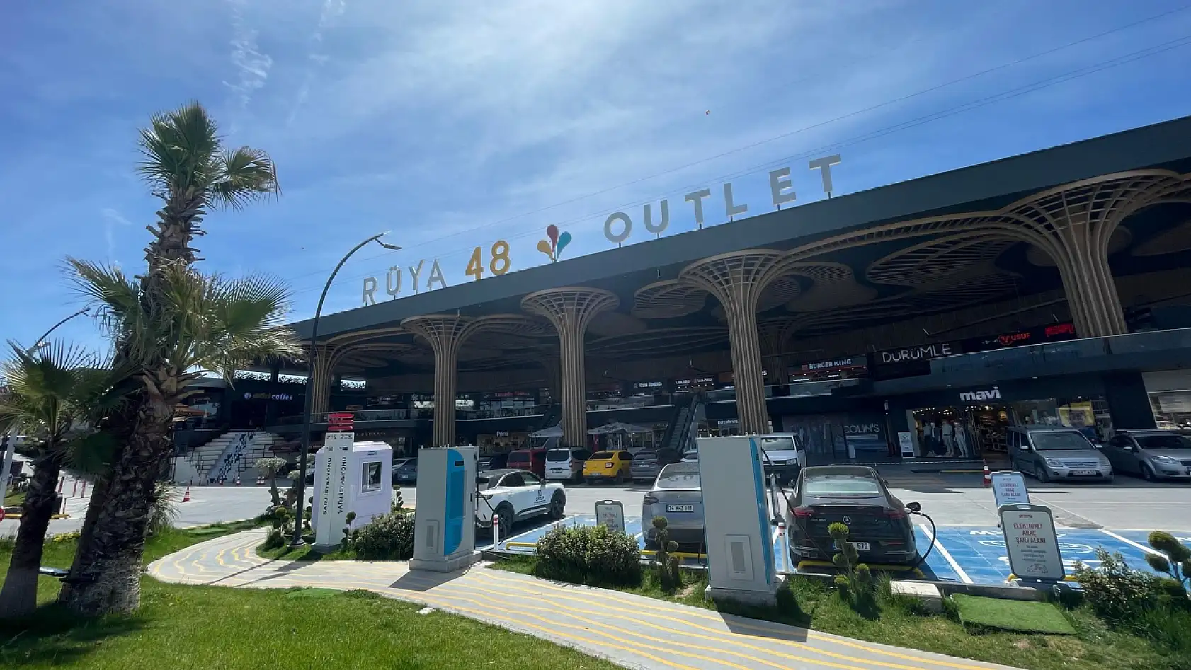 Muğla'nın Yeni Alışveriş Noktası: Rüya 48 Outlet Kalitesiyle Dikkat Çekiyor