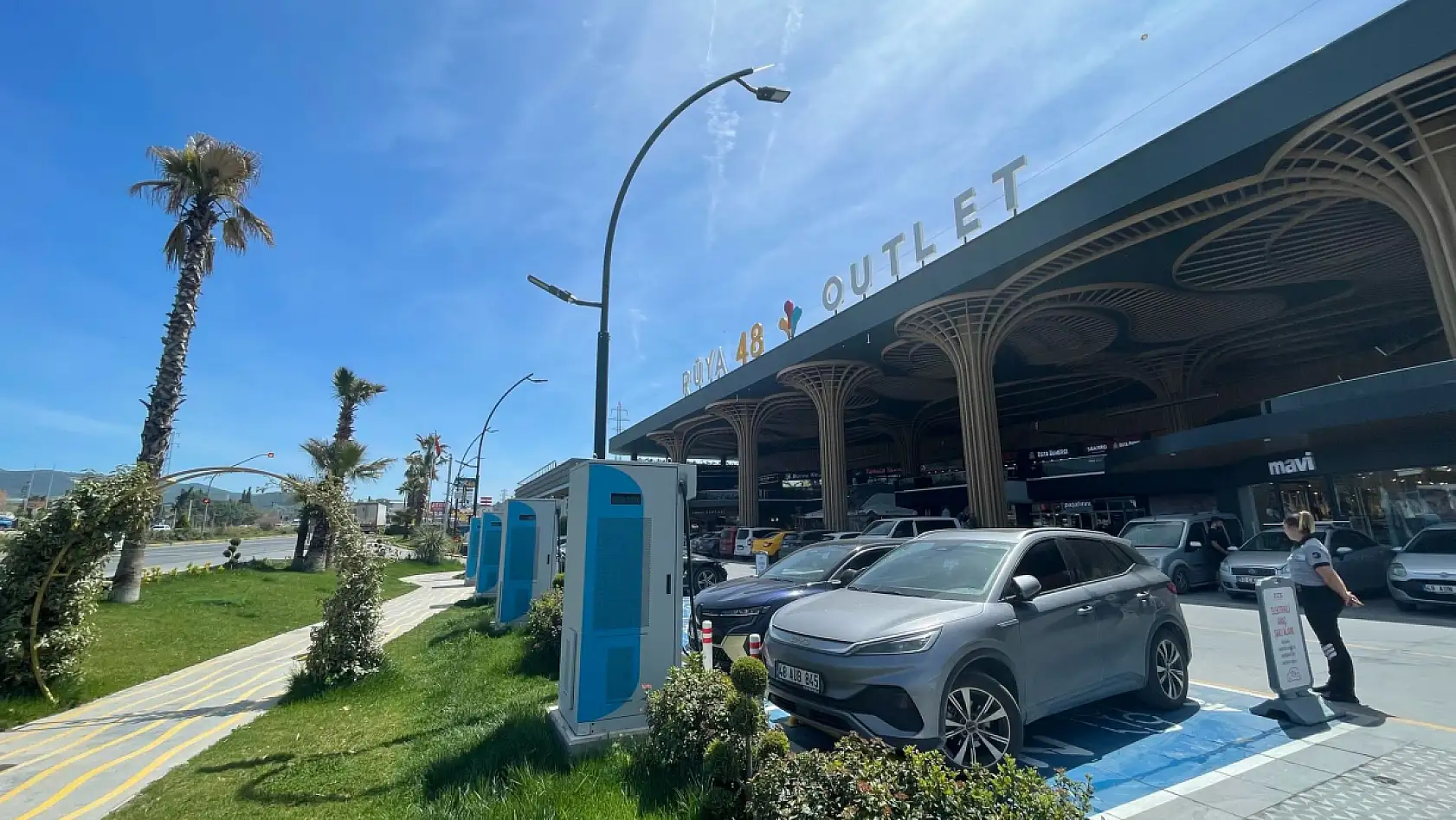 Muğla'nın Yeni Alışveriş Noktası: Rüya 48 Outlet Kalitesiyle Dikkat Çekiyor